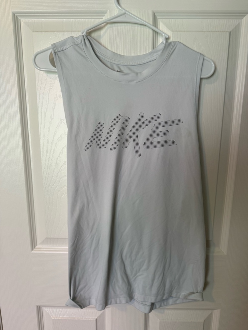 Women’s Nike White Sleeveless Athletic Tank
